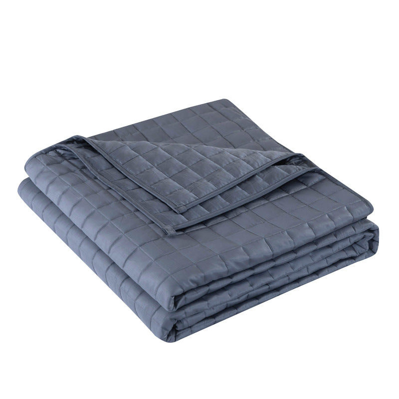 couverture lestee pliee bleue